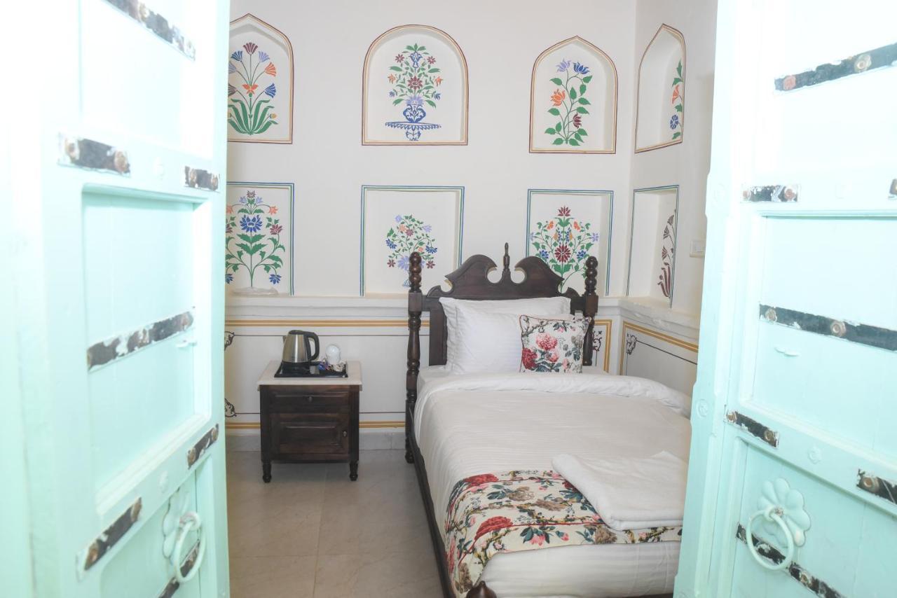 Kothipushkar Bed and Breakfast Exteriör bild